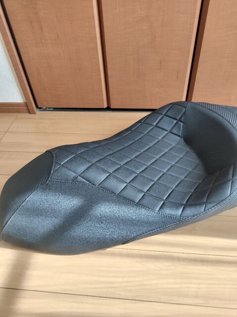 pcx JK05 カスタムシート ローダウンシート　 中古美品