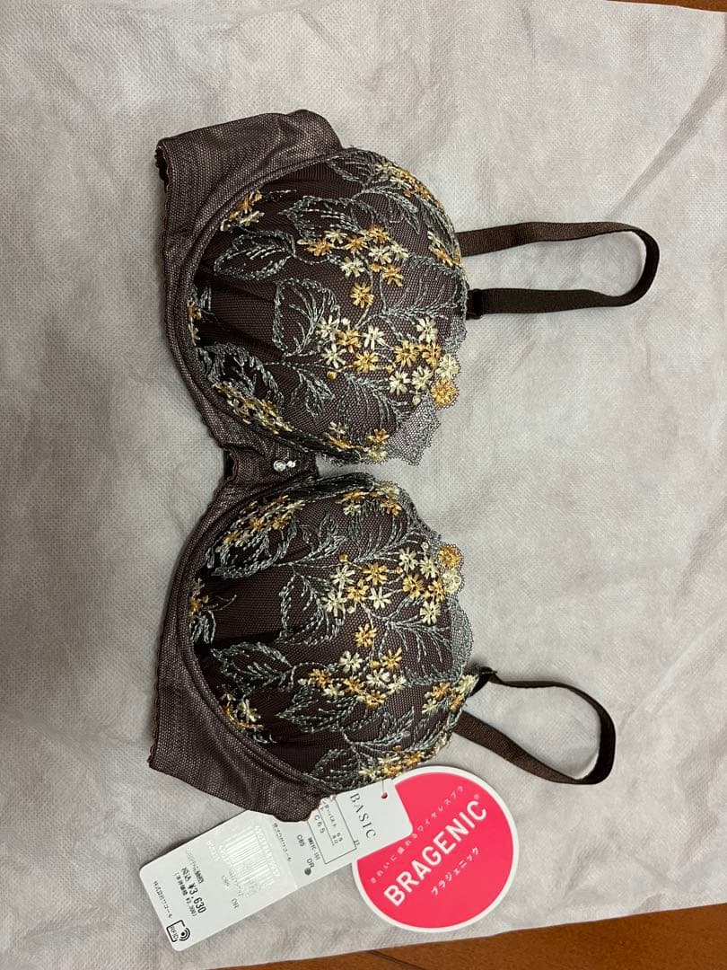 新品未使用品　AMPHI ワコールBRAGENIC/C65/ブラジャー3枚セット