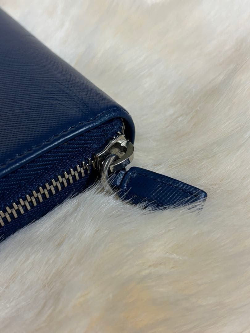 佐*大様 【美品】✨PRADA プラダ　サフィアーノレザー　ラウンドジップ　オー
