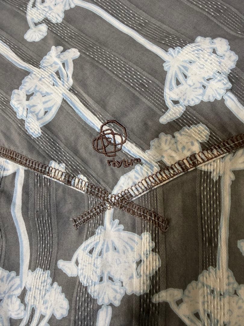 D25 patagonia 花柄 長袖シャツ グレー S