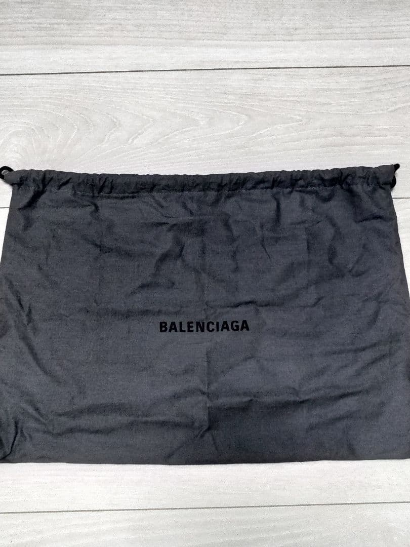 BALENCIAGA　メッセンジャーバッグ　[正規品イタリア製]