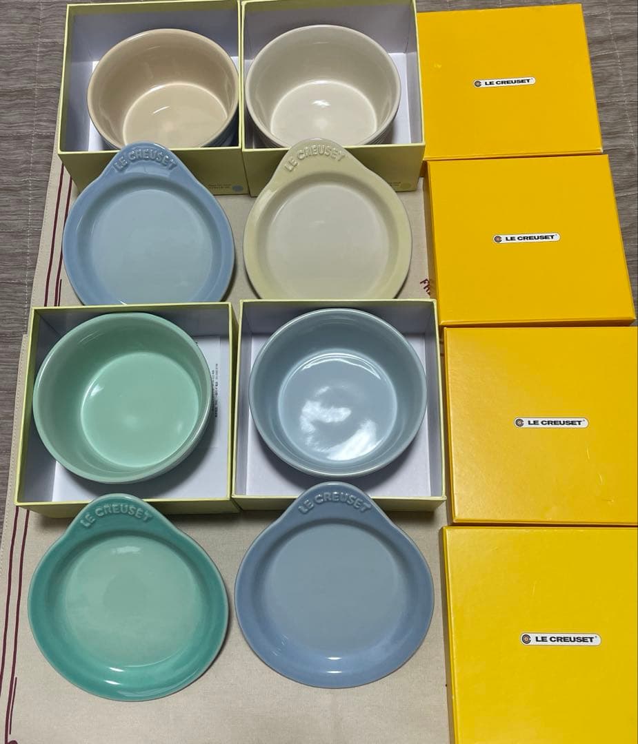 はな  LE CREUSET プレートオンディッシュ　2個セット　ブルー系