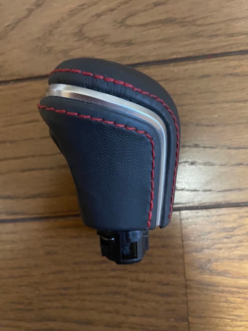 ヤリス　USトヨタ 純正品　TRD シフトノブ