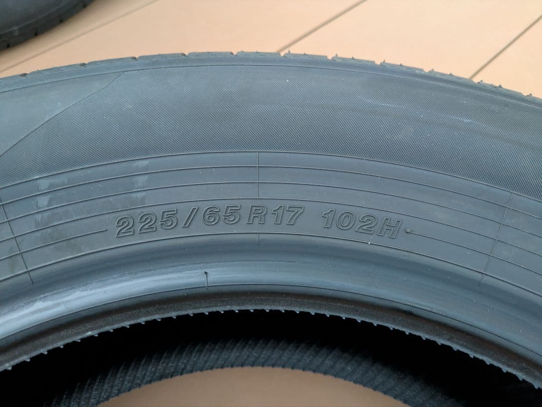 シルバー【送料込:新車外し】225/65R17 ヨコハマ 25年2本①