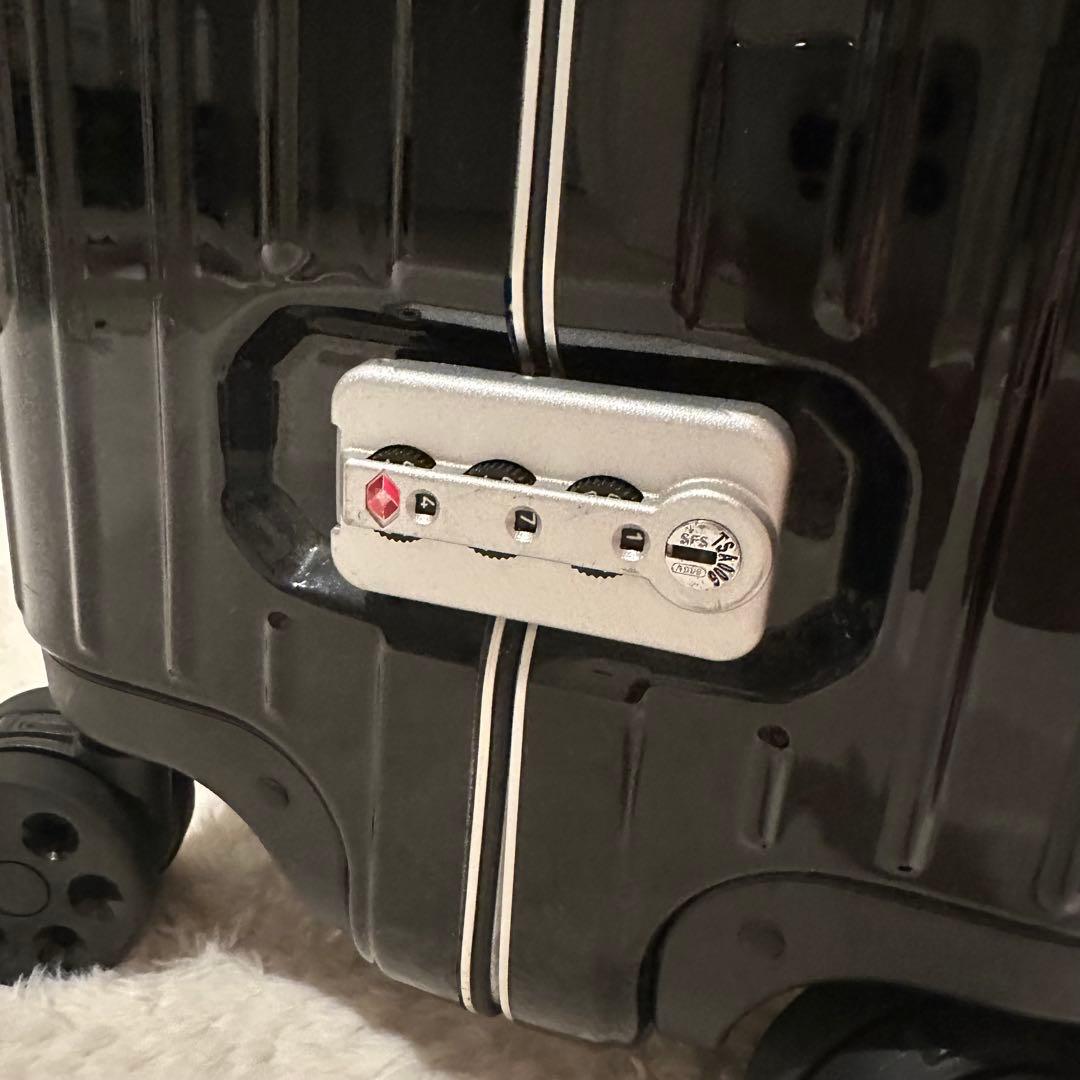 【お盆SALE】現行品　RIMOWAリモワ　スーツケース　ハイブリッド