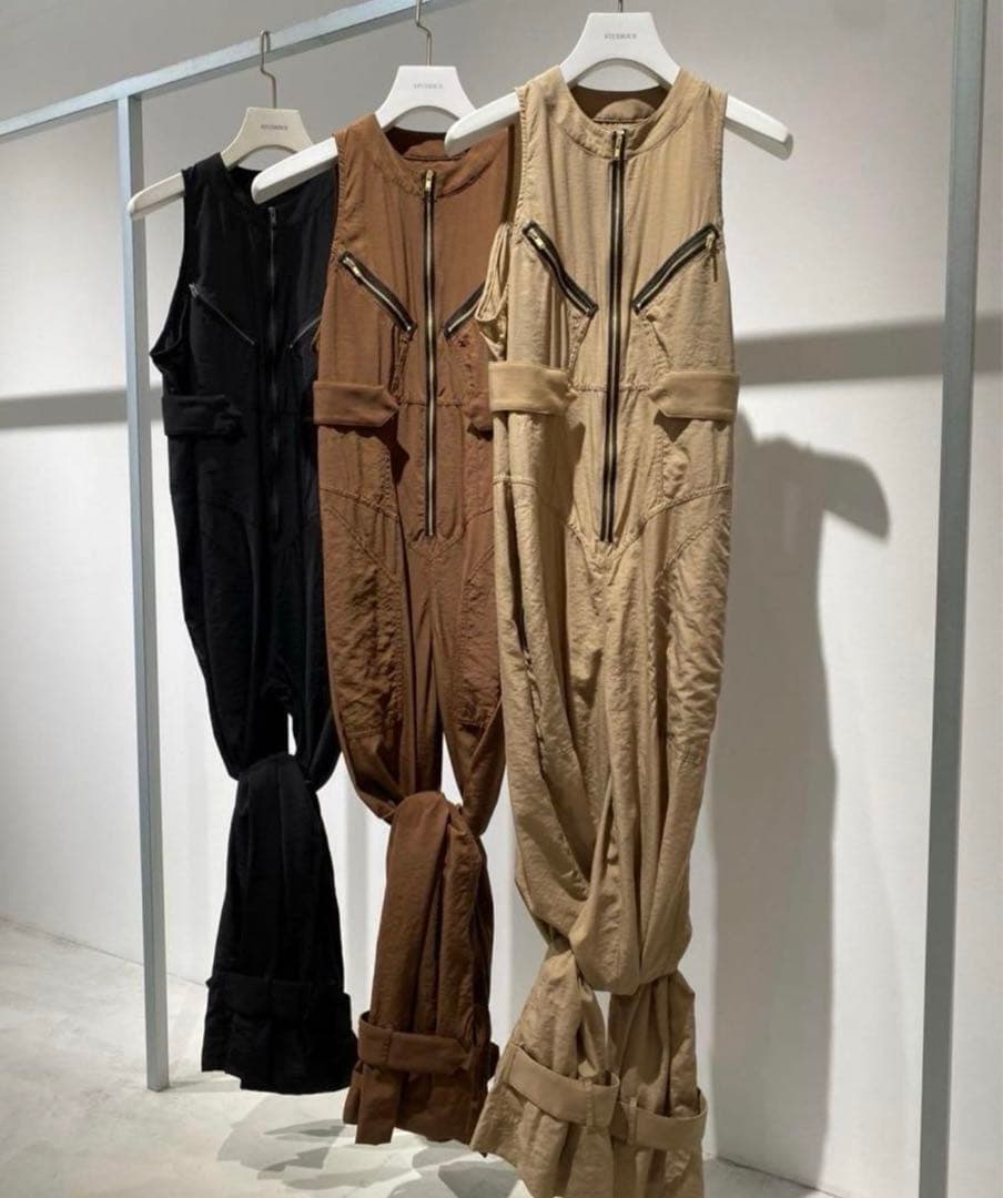 サロペット・オーバーオール・オールインワン FETICO SLEEVELESS NYLON JUMPSUITS