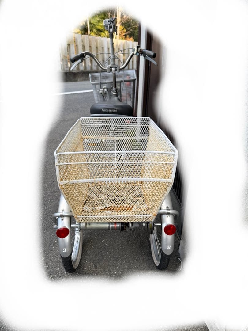 値下げ！ブリヂストン三輪自転車シルバー、大人用、高齢者用）
