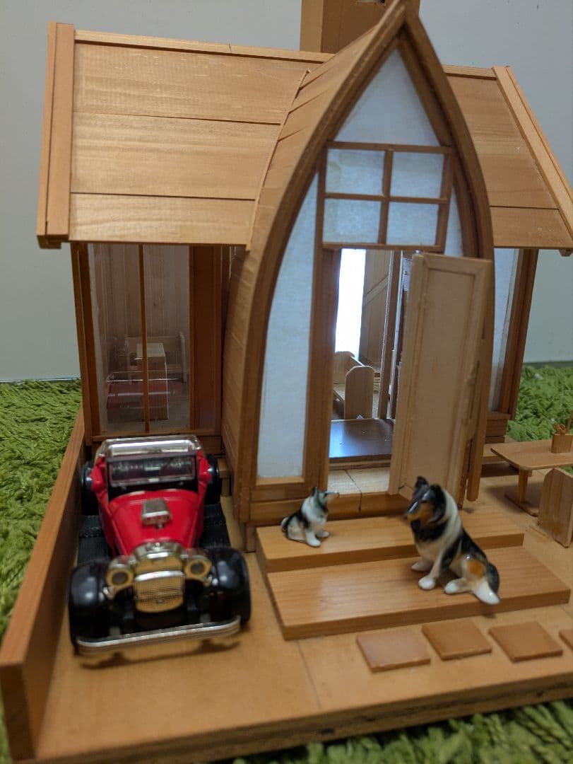 赤屋根の教会