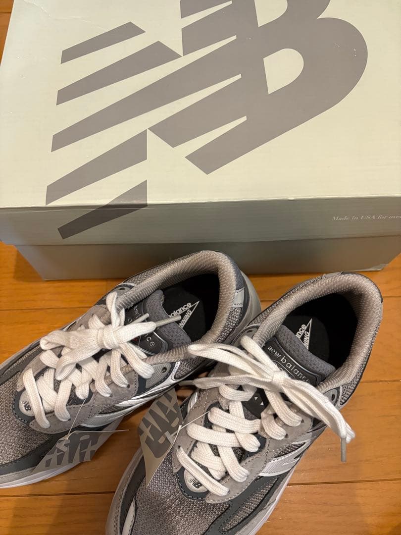 未使用 New Balance M990GL6 グレー スニーカー 24.5cm