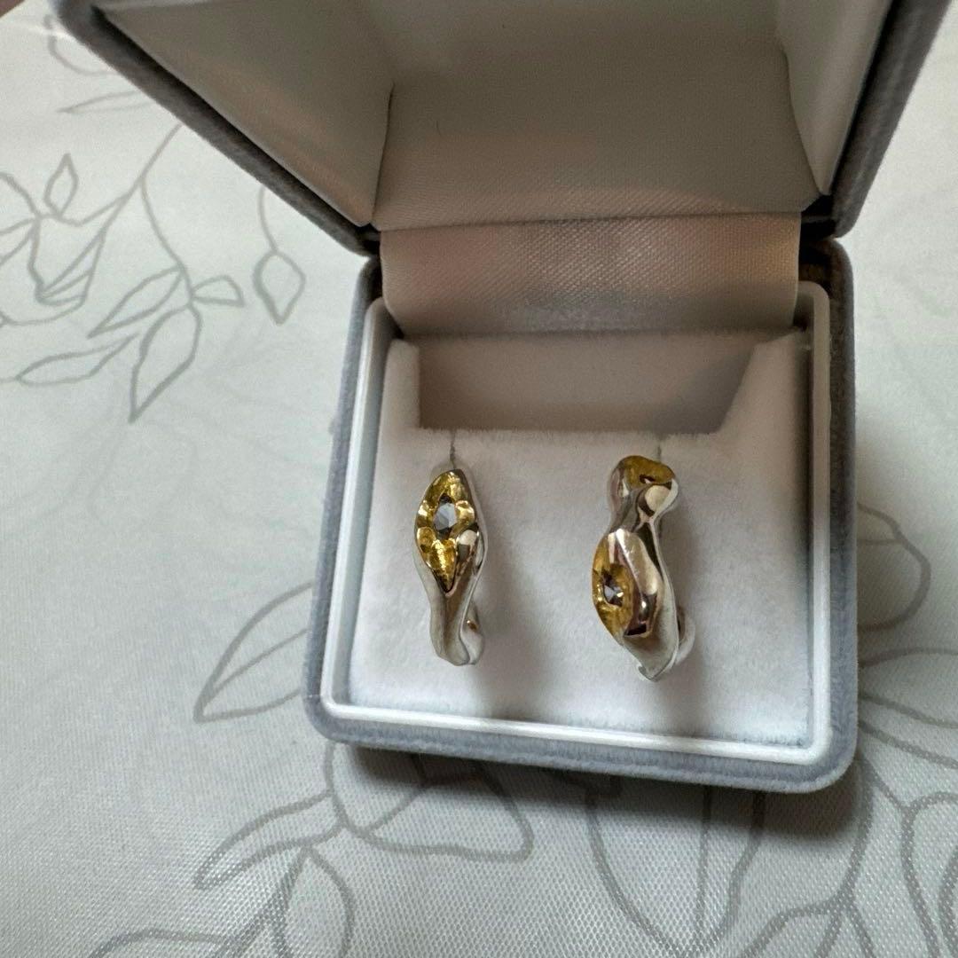 amondz Delo ピアス