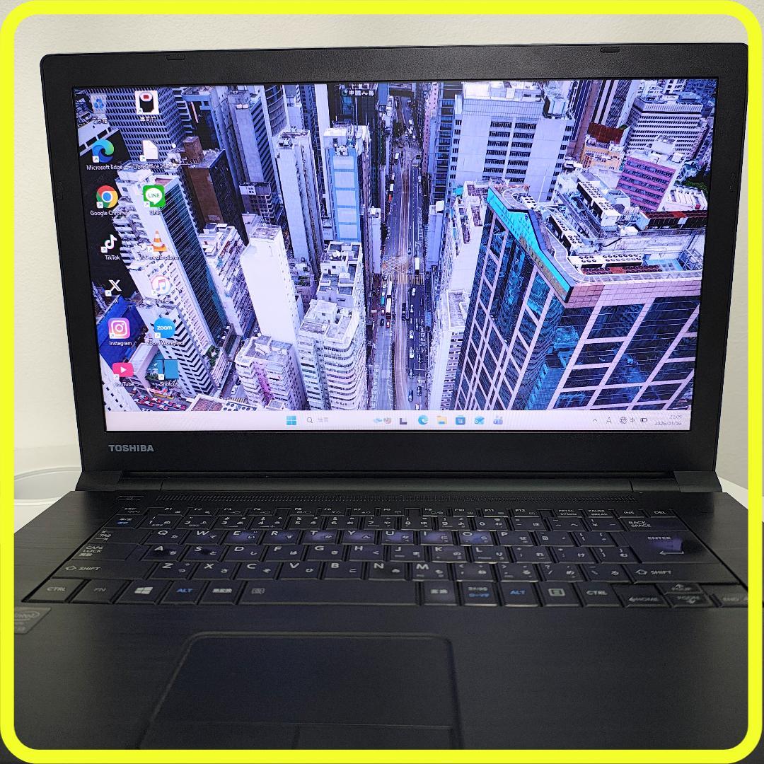 セール価格　SSD⭐️windows11　ノートパソコン　office　795