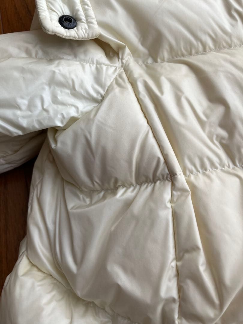 moncler grenoble ダウンジャケット