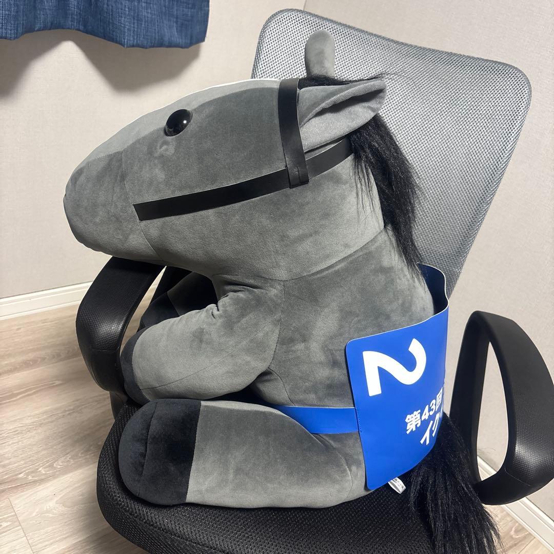 に*ま様 〖美品〗イクイノックス でかモッチぬいぐるみ