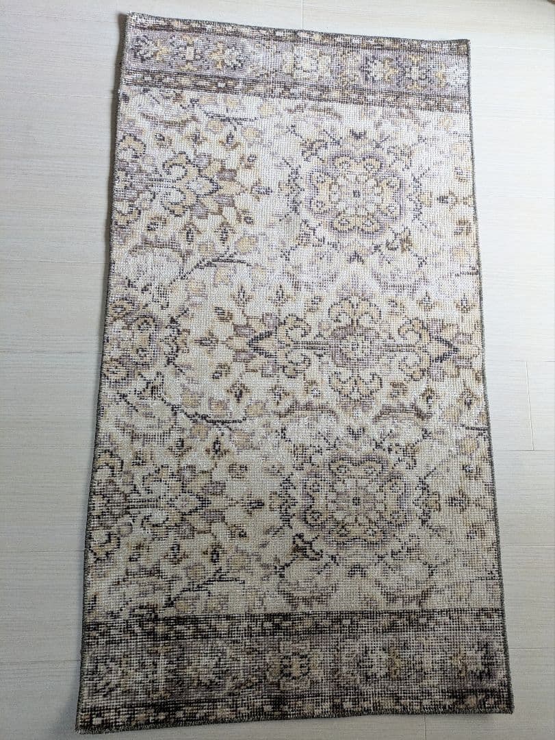 63×114 オトナフローラル　トルコヴィンテージラグ