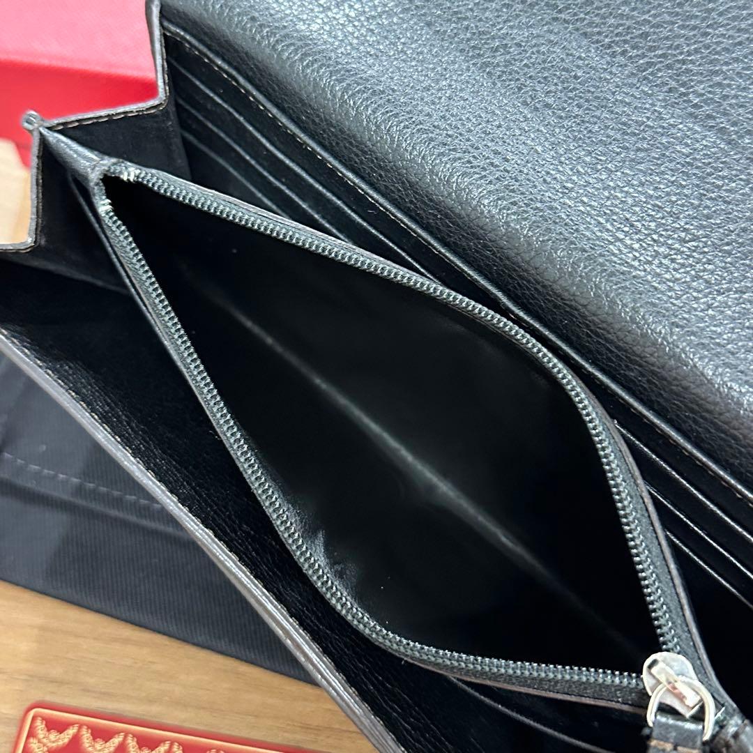 新品同様‼️ カルティエ　Cartier 財布　長財布　Cドゥ