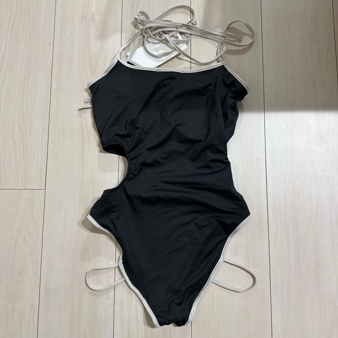 ラスト一点　ANDMARY ブラック ワンピース水着 アンドマリー