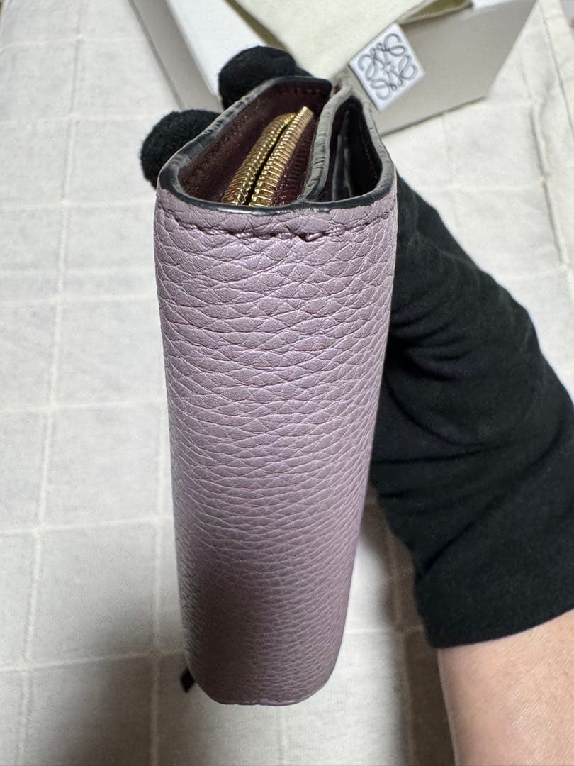 グラン☆ッマ(プロフ必読お願い) LOEWE パープル 二つ折り財布