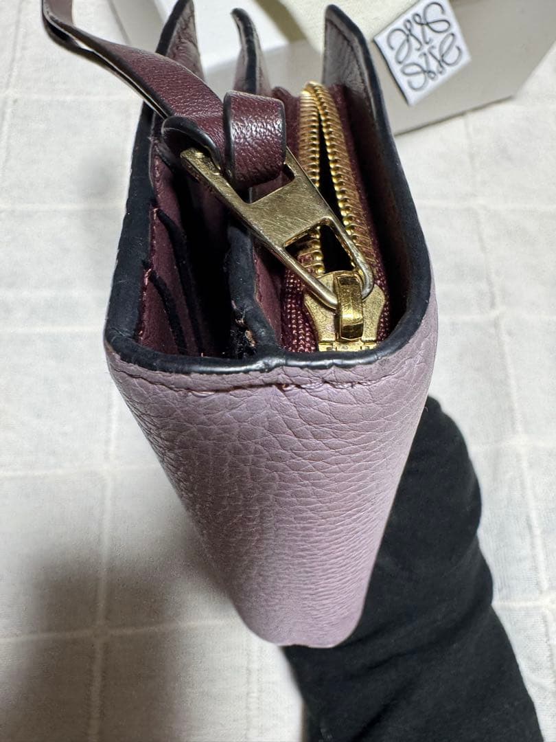 グラン☆ッマ(プロフ必読お願い) LOEWE パープル 二つ折り財布