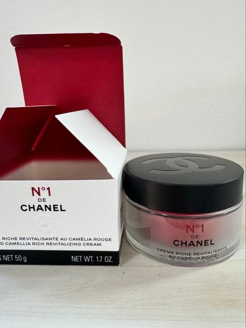 新品未開封　袋付き　CHANEL N°1 deフェイスクリーム 50g