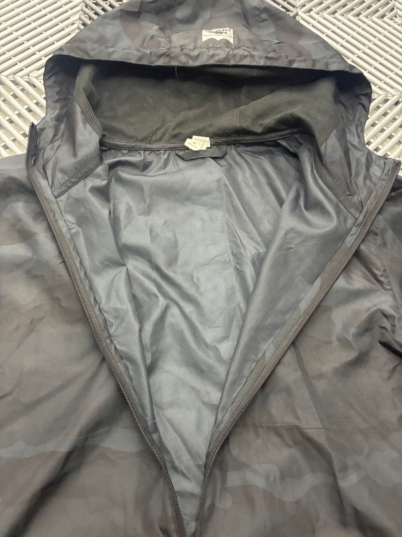 美品！ブラックカモ！バスブリゲード ライトウェイト ウィンドブレーカー