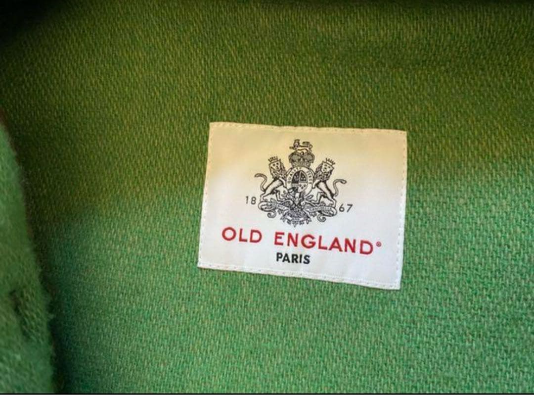 珍しいお色　美品　OLD ENGLAND 　限定ボッテガグリーンダッフルコート