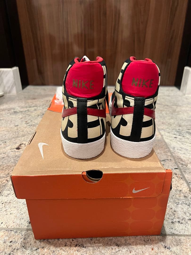 新品未使用 2005年 NIKE BLAZER 73 ビューティフルルーザーズ