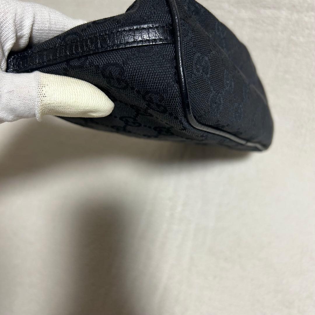 未使用級【GUCCI】GG キャンバス　アクセサリーポーチ　黒　美品