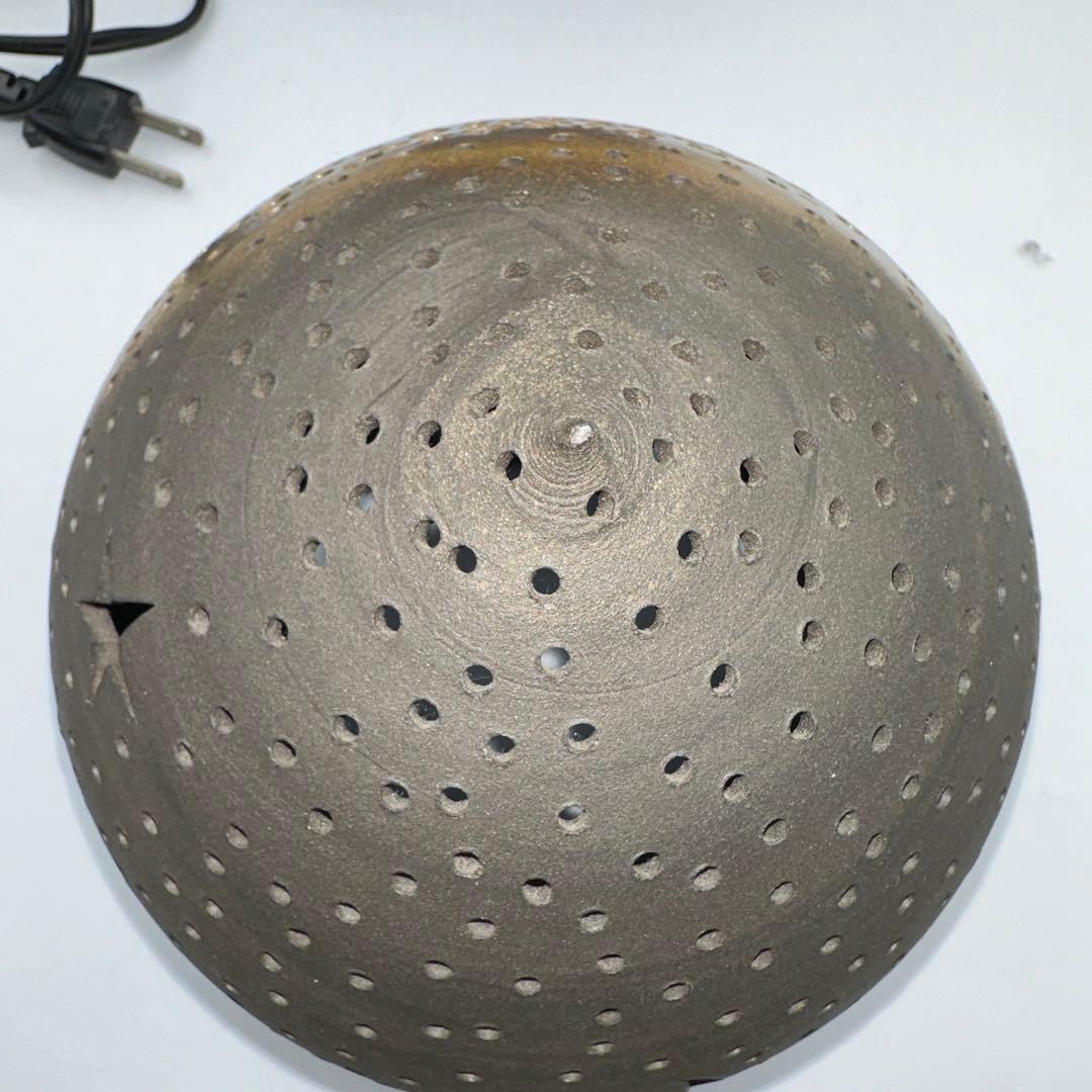 陶器製　星と月のデザインのドロップ型ランプ　間接照明　幻想的照明