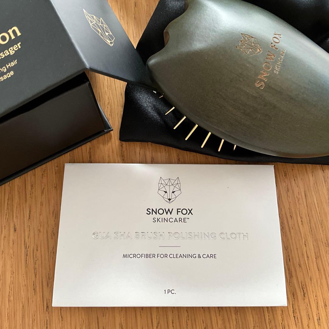  FOX SKINCARE Ghost Edition ヘアブラシ