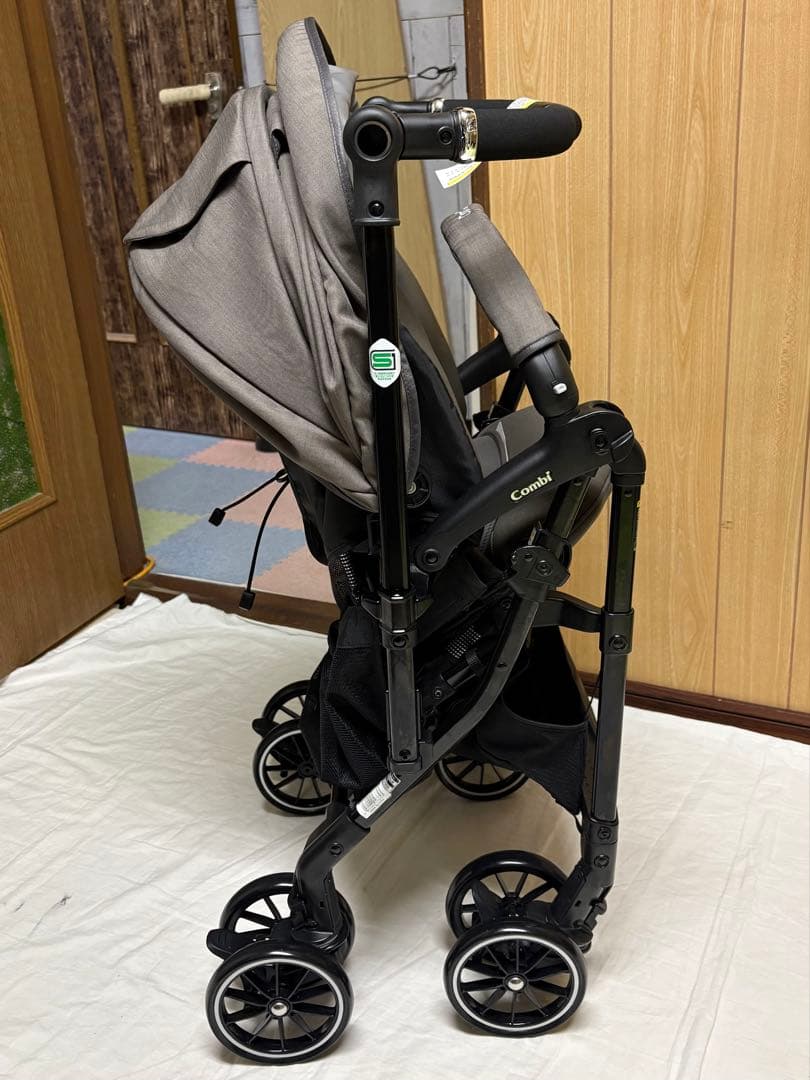 未使用品 コンビ スゴカルα compact エッグショック コトリ ベビーカー