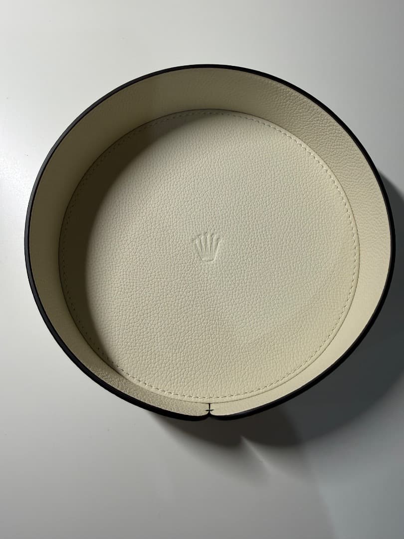 新品・未使用【ROLEX（ロレックス）レザー製のトレイ２種セット】