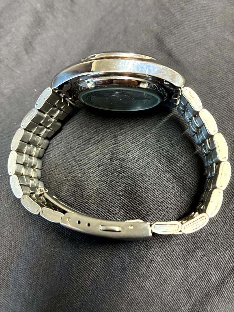 SEIKO５ 自動巻き 21ジュエル 黒文字盤