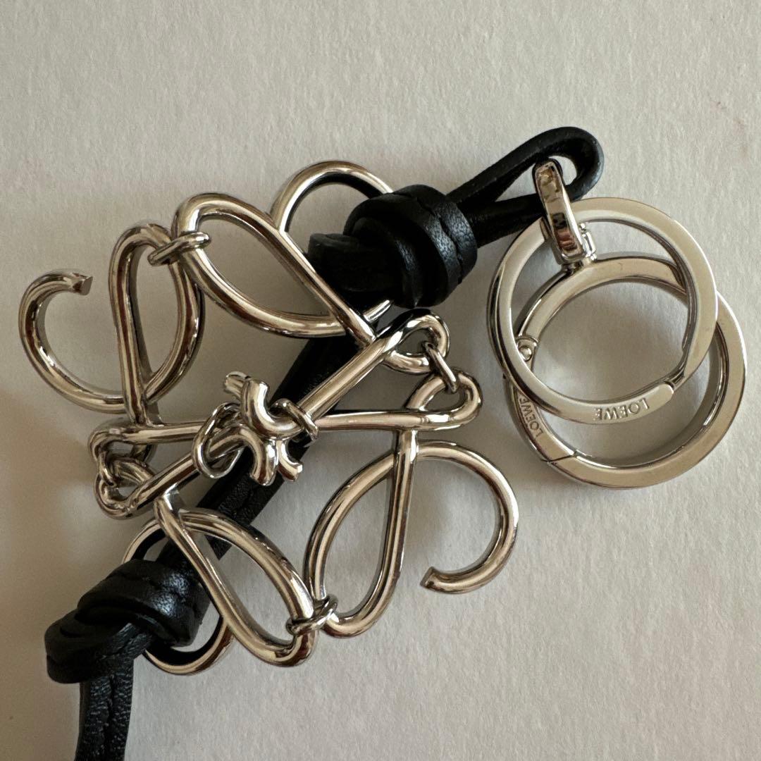LOEWE ロエベ アナグラム バッグチャーム キーリング シルバー