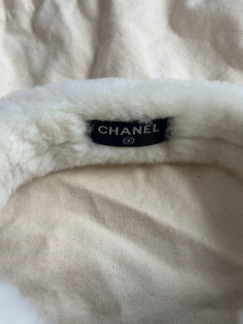 Chanel シャネル 耳あて・イヤーマフ ホワイト
