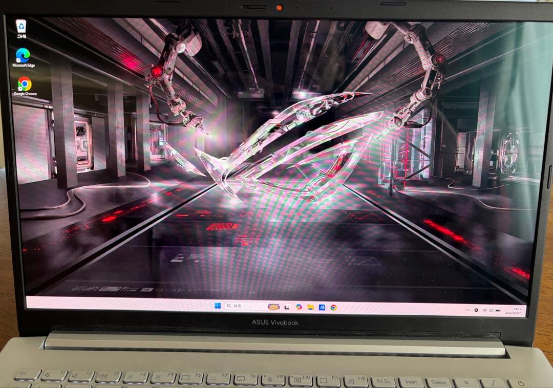 こむ【美品】ASUS Vivobook Pro 15 OLED