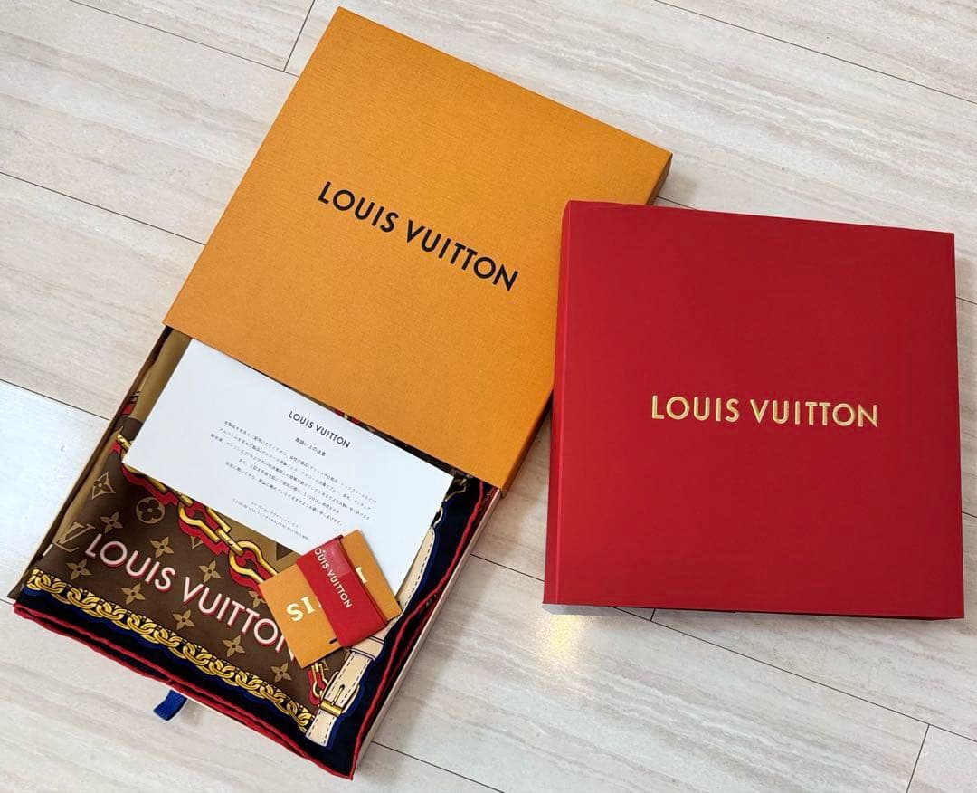 ✨美品✨ LOUIS VUITTON カレ・トリビュート トゥー　M76202