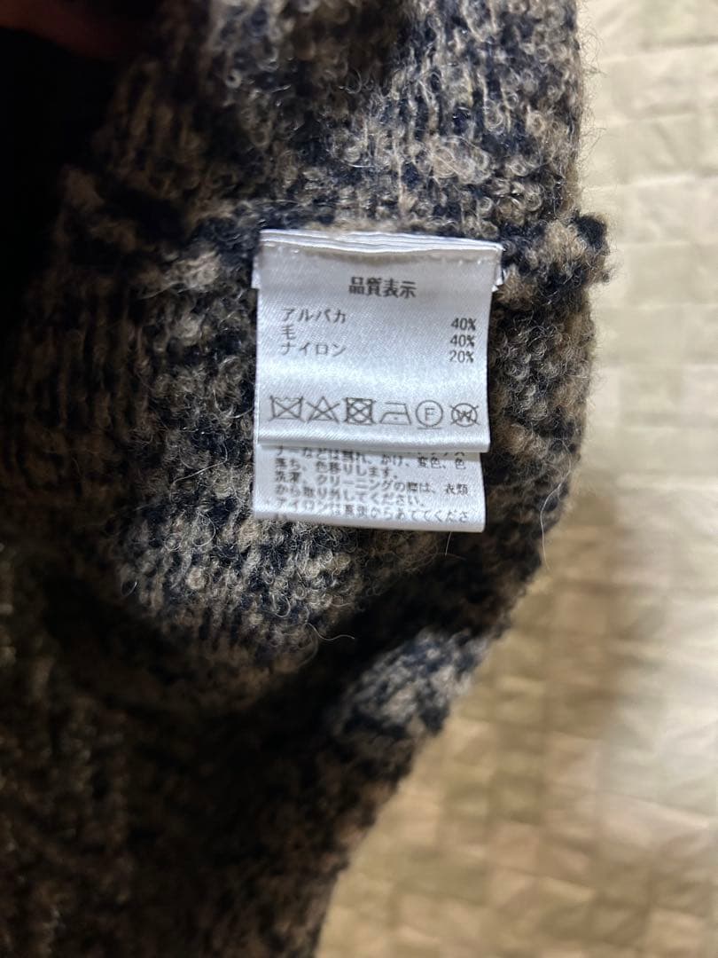 パラスパレスニット