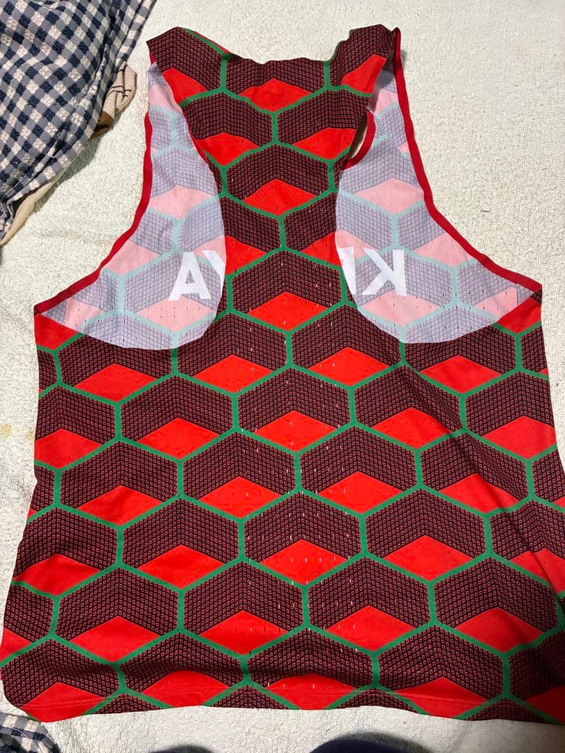 ナイキ　エアロスイフト　L