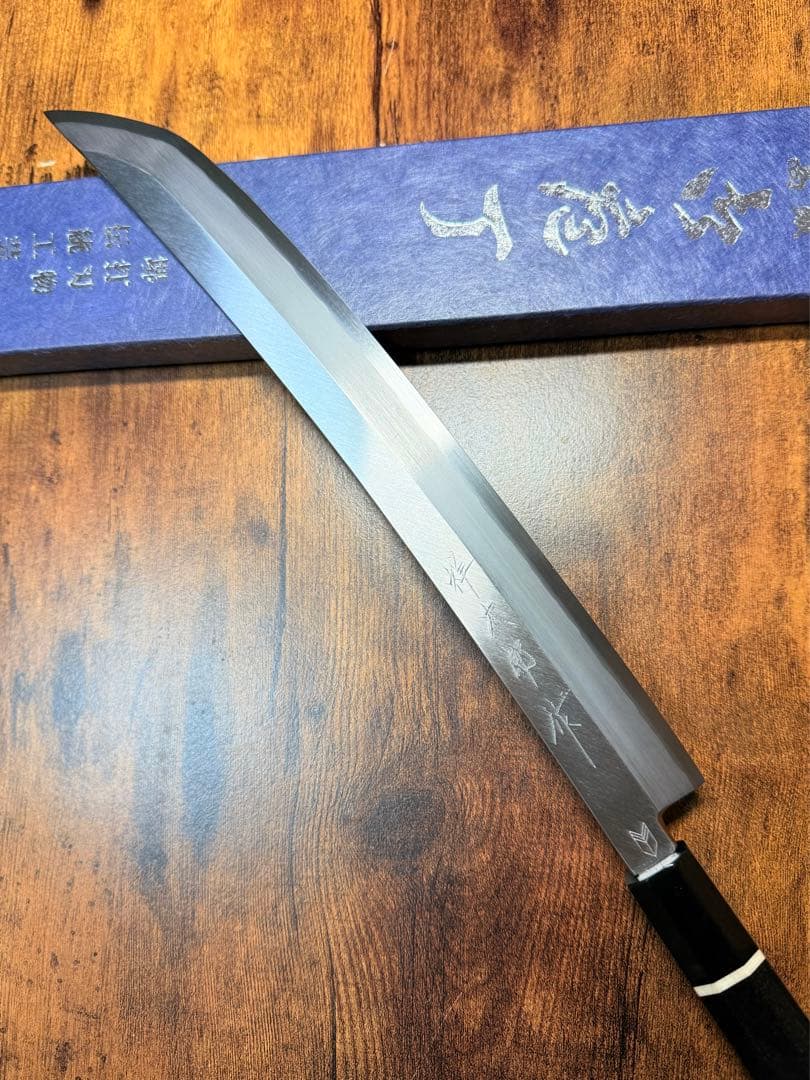 【堺打刃物】祥太郎作　蛸引 先丸 包丁　尺　銀三鋼　鬼反り黒檀八角水牛柄