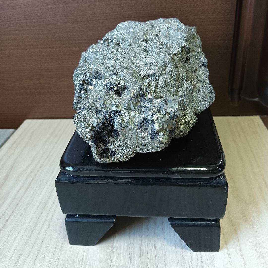 石　台座付き　約7.7kg