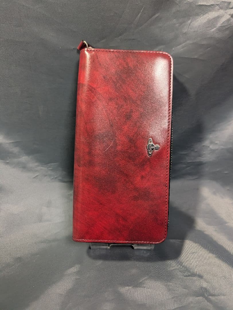新品未使用Vivienne Westwoodラウンドファスナーバーガンディ長財布
