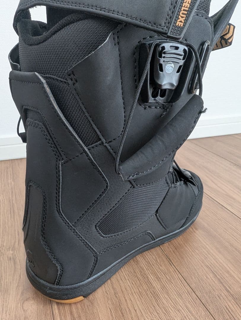 【極美品】DEELUXE ID スノーボードブーツ 黒　25cm