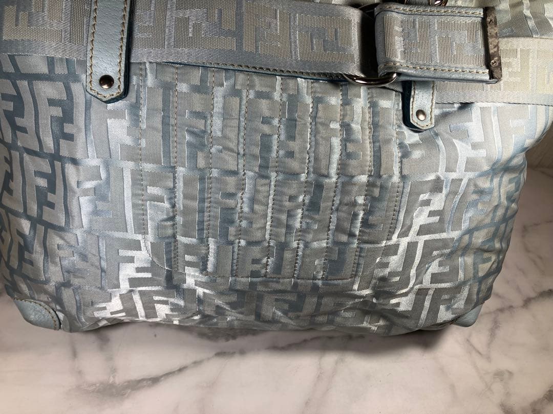 Fendi ロゴ入り トートバッグ ライトブルー