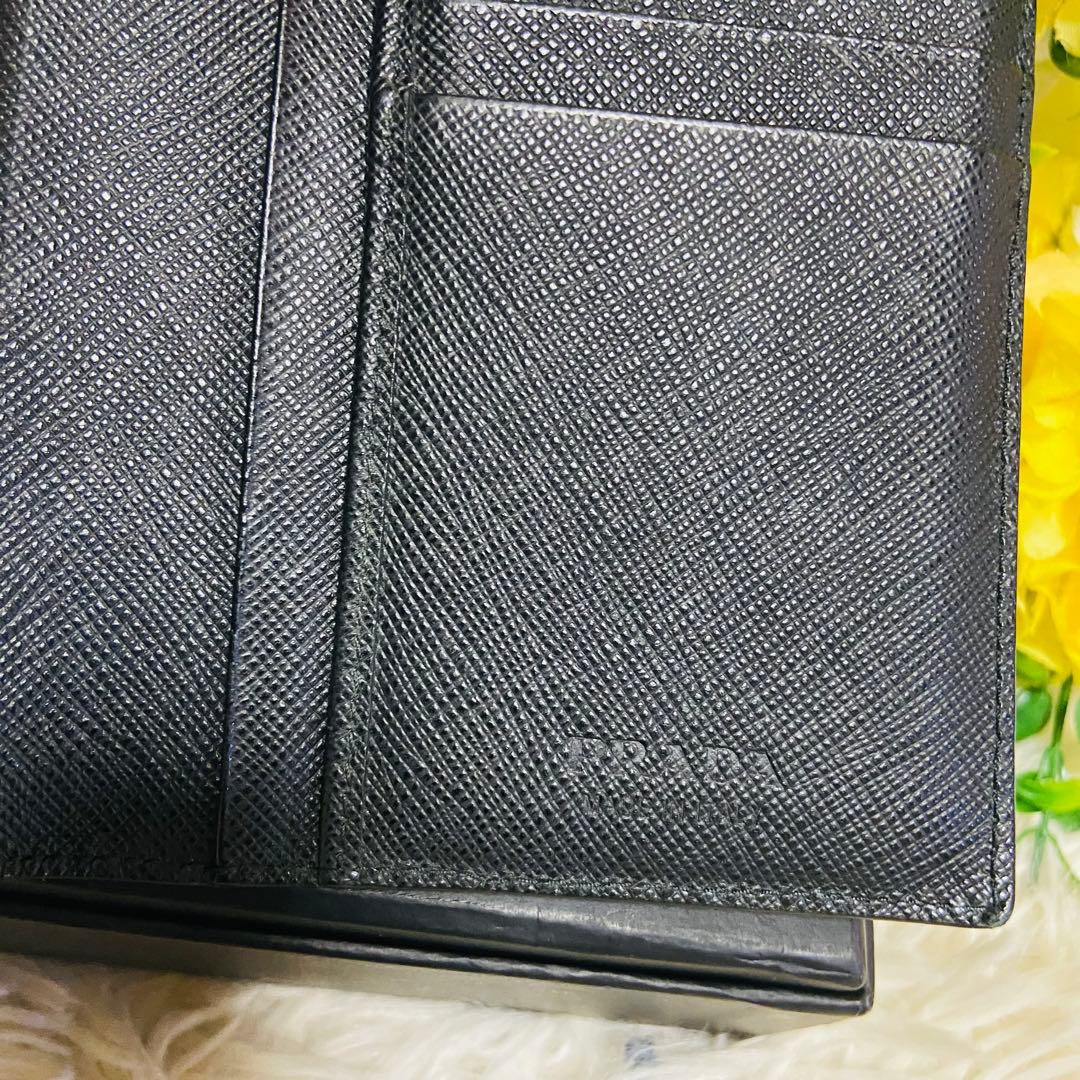 コラボ✨PRADA✨プラダ✨二つ折り財布✨ラビット✨ジェームスジーン✨ウサギ✨