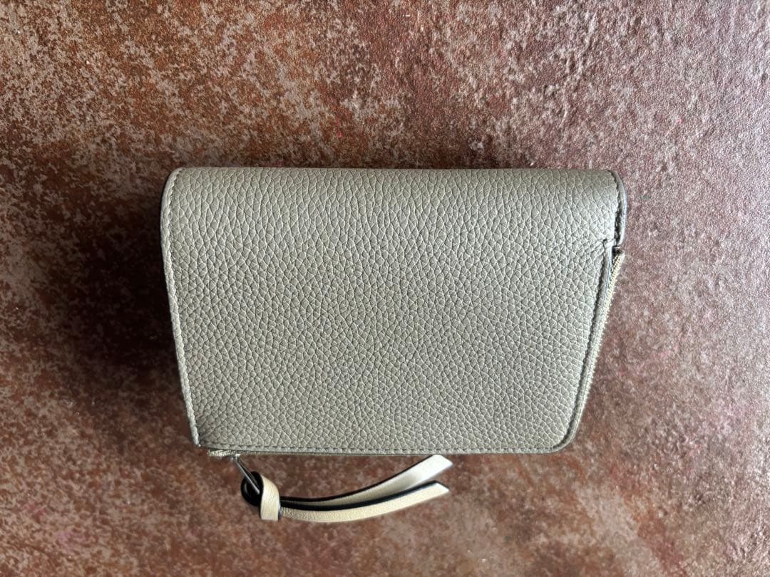 【美品】ロエベ スリムジップ バイフォールド ウォレット ソフトグレインカーフ