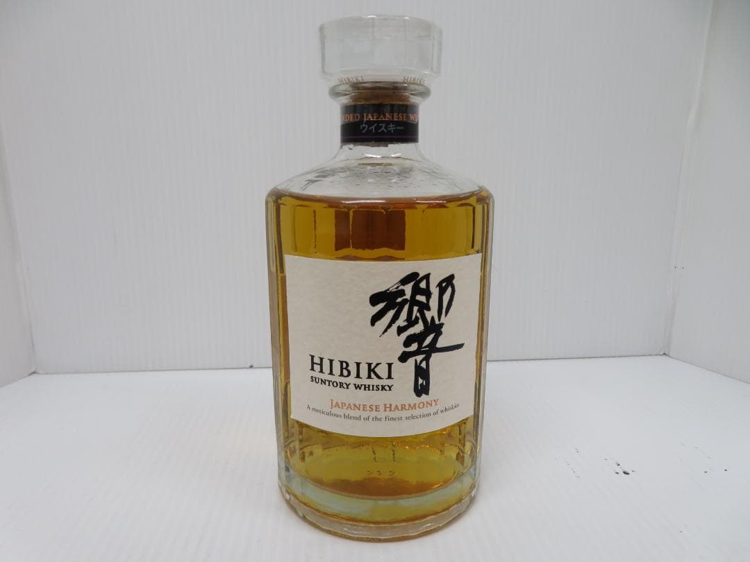 サントリー　Hibiki　響　ジャパニーズハーモニー　未開栓　　　　　　　052