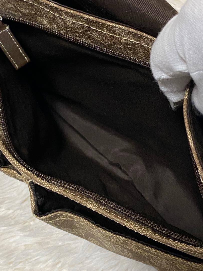 COACH メッセンジャーバッグ ブラウン系 シグネチャー　PVCレザー　美品