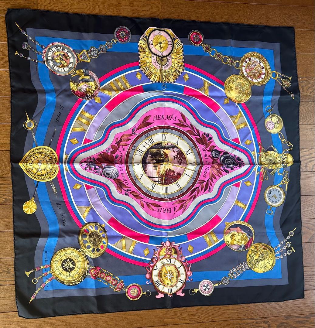 Hermes エルメス　カレ 90 スカーフ