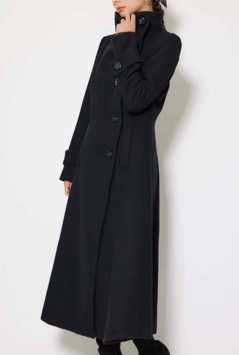 完売rienda黒25オーバーネックシンデレララインコートMリエンダブラック