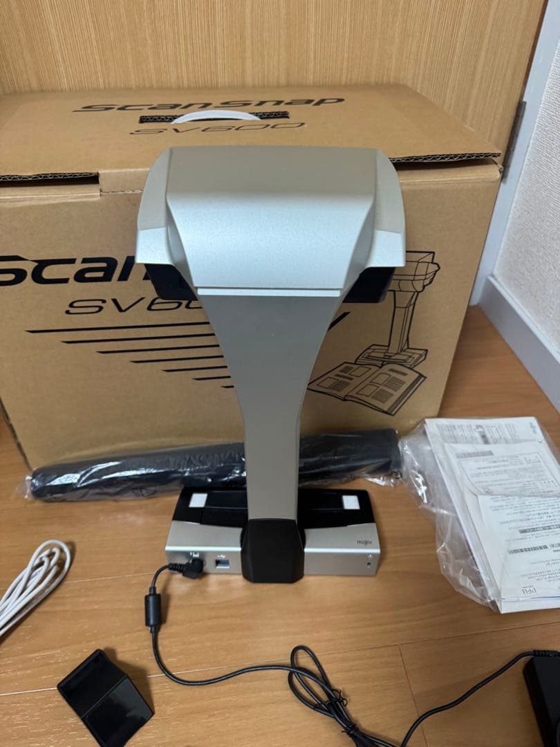 富士通　FUJITSU ScanSnap SV600 ドキュメントスキャナー